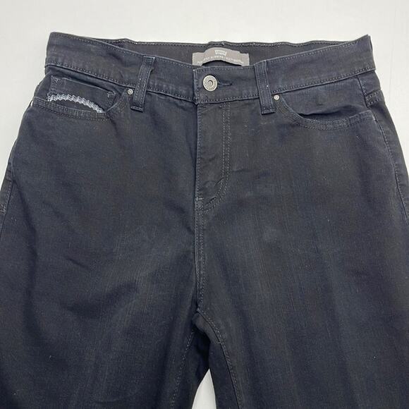 LEVI’s 512 Women’s 8 Black Perfectly Slimming Bootcut Jeans - Picture 1 of 4